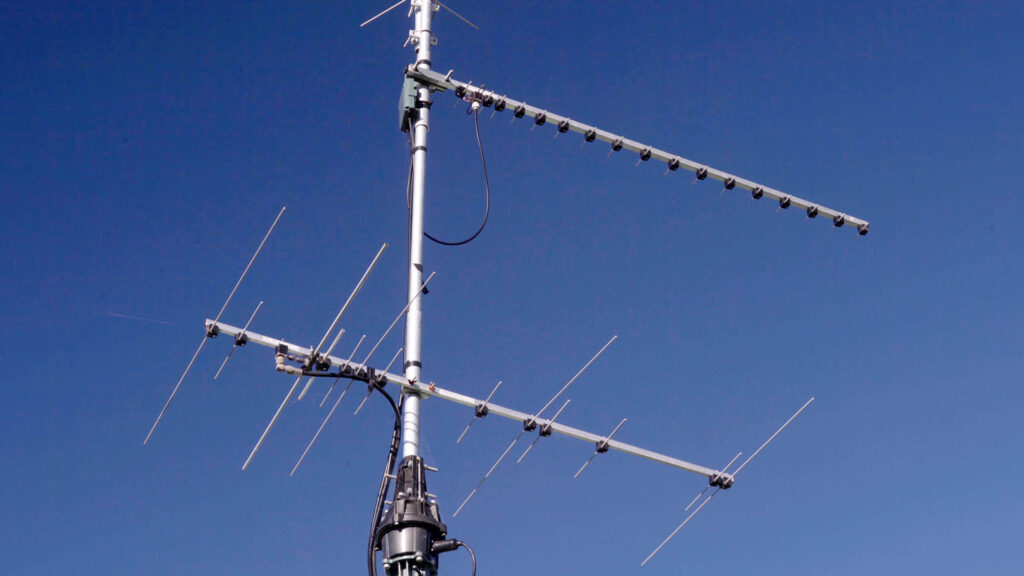 Picture of VK3FS station antennas