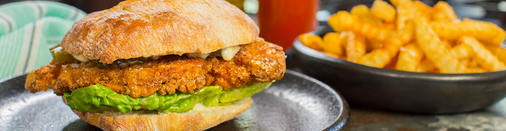 Picture of Southern fried chicken burgers