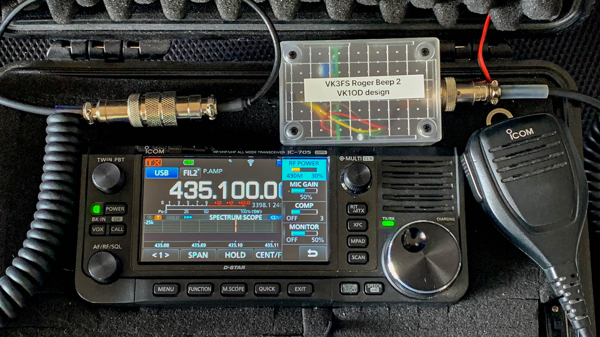 Pictour of the IC-705 with an 8 pin mic adapter