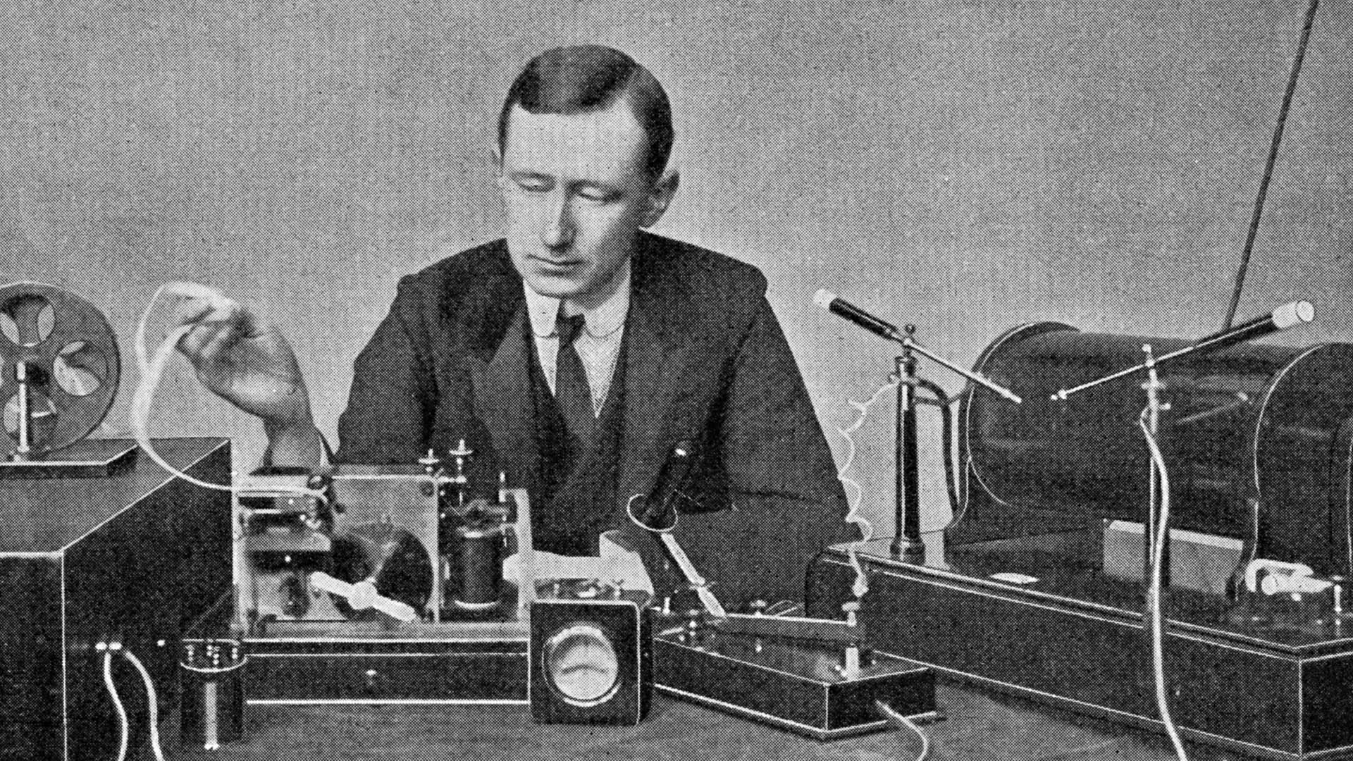 Marconi's first transatlantic radio transmission